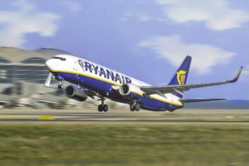 Ryanair pushes for airport booze limits to combat disruptive flyers