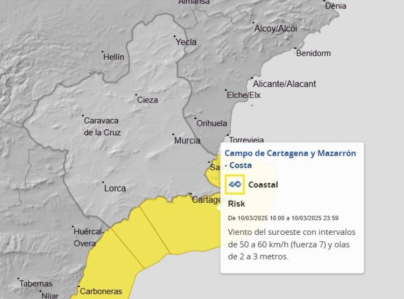 Strong wind warnings on Murcia coast this Sunday