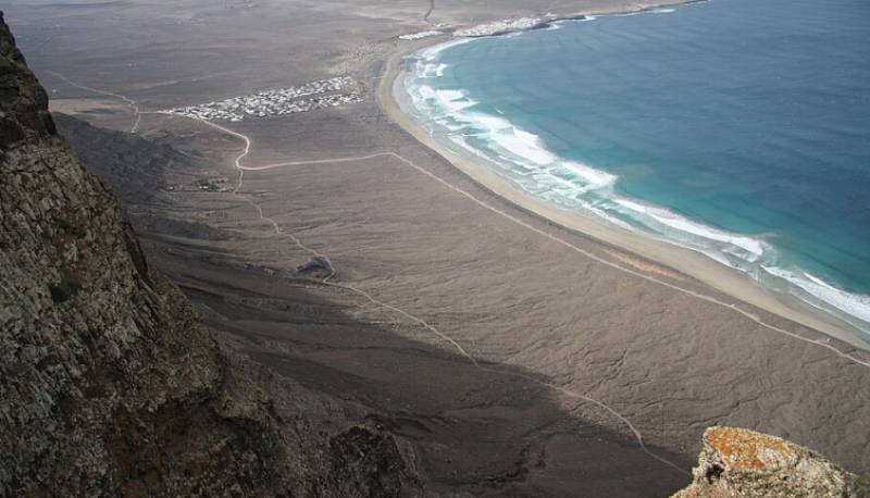 This stretch of sand that never feels winter: Meet Famara