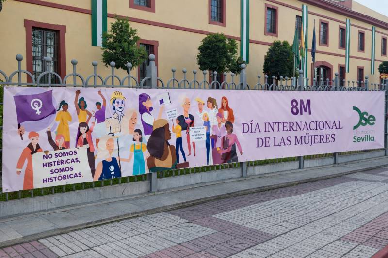 International Women's Day banner stolen from Seville Provincial Council building