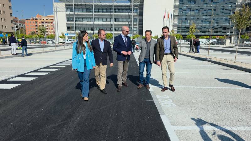 <span class="title"><a href="https://losalcazares.today/murcia-opens-major-new-free-car-park-by-tax-office-ahead-of-spring-festivities_1000265830-a.html">Murcia opens major new free car park by Tax Office ahead of spring festivities</a></span><span class="content">More than 400 spaces available near Juan Carlos I, with free parking until after the Burial of the Sardine Drivers heading..</span>