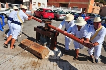 El Portus maintains historic fishing techniques